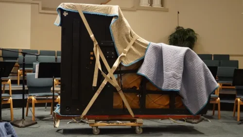 furniture specialty item packed transfer piano